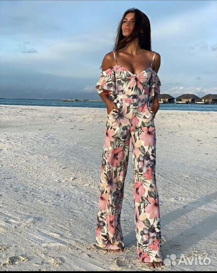 Комбинезон женский