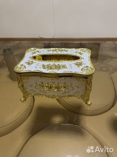 Салфетница и яйцо для зубочисток