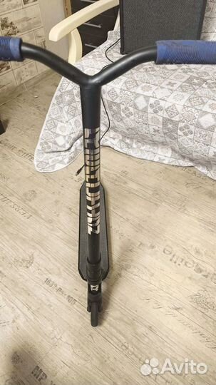 Трюковой самокат reaction stunt 3.0