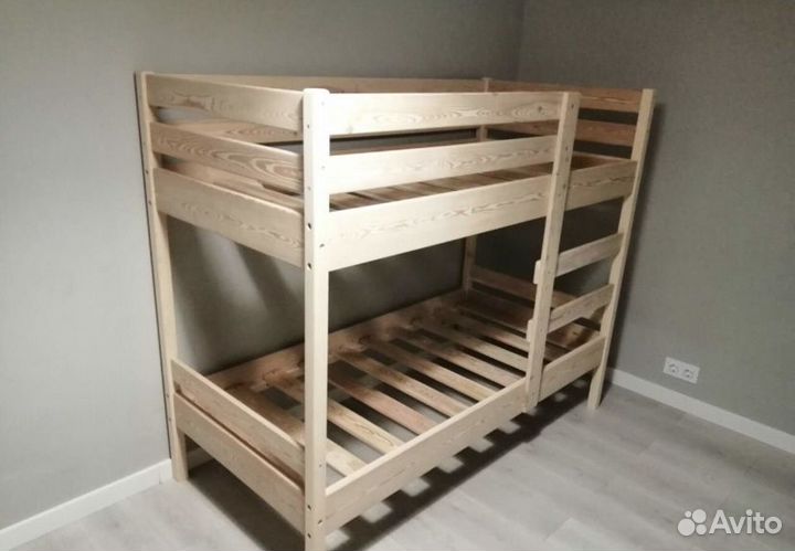Двухъярусная кровать детская