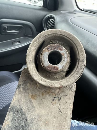 Задняя опора редуктора Subaru impreza GG