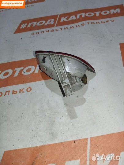 Фонарь противотуманный правый Ford Focus 2