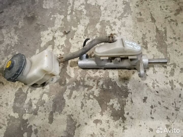 Цилиндр тормозной главный Хонда Цивик 2009 год