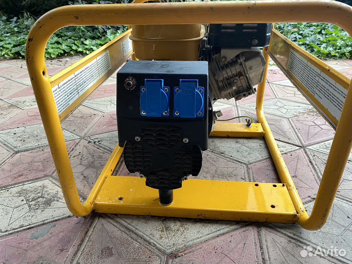 Бензиновый генератор