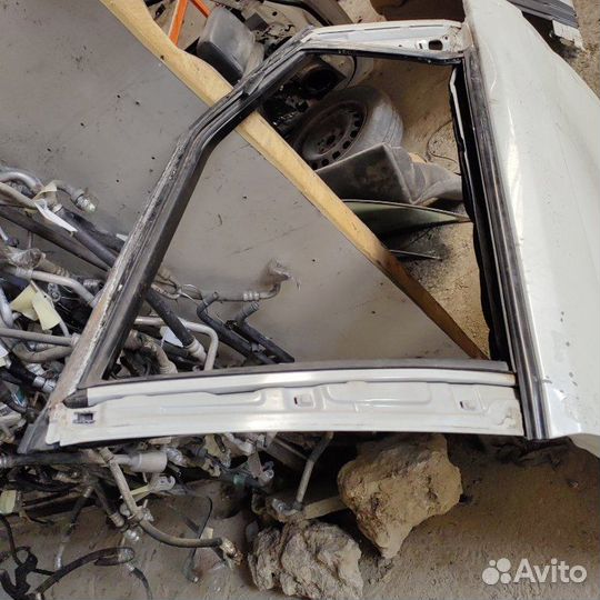 Дверь боковая передняя правая Honda Elysion RR