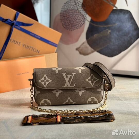 Сумка Louis Vuitton новая коллекция