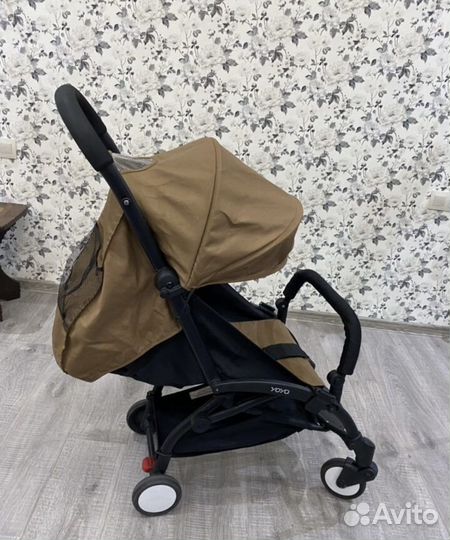 Прогулочная коляска yoya