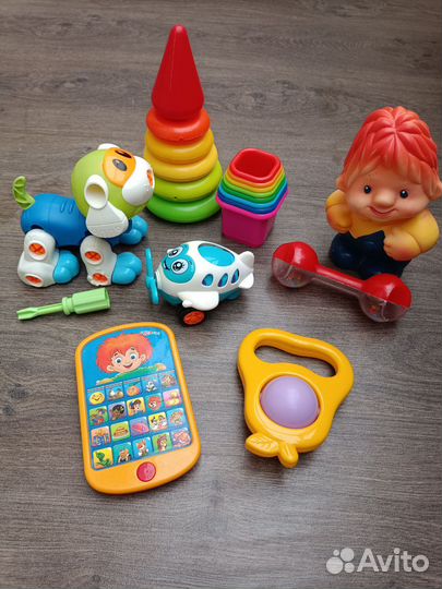 Развивающие игрушки пакетом
