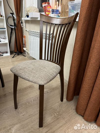 Стол обеденный раздвижной из массива со стульями