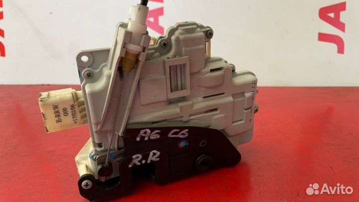Замок двери задний правый Audi A6 C6 BDW 2.4