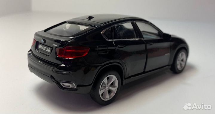 Машинка игрушка BMW X6M