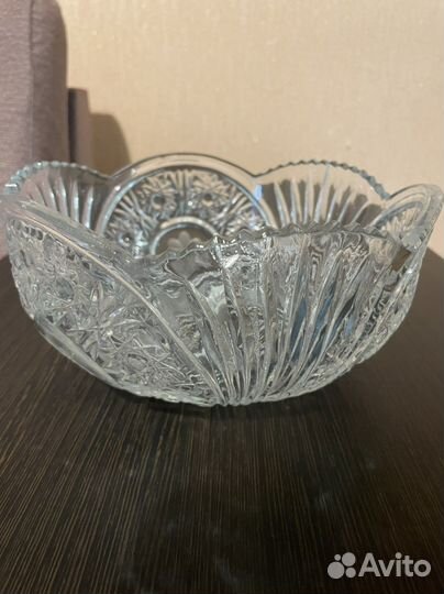 Хрустальная ваза