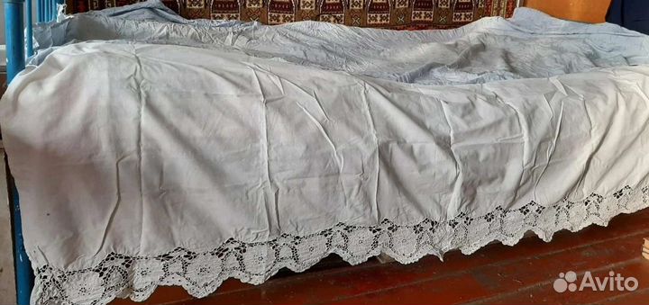Старинная деревенская узорная накидка на койку