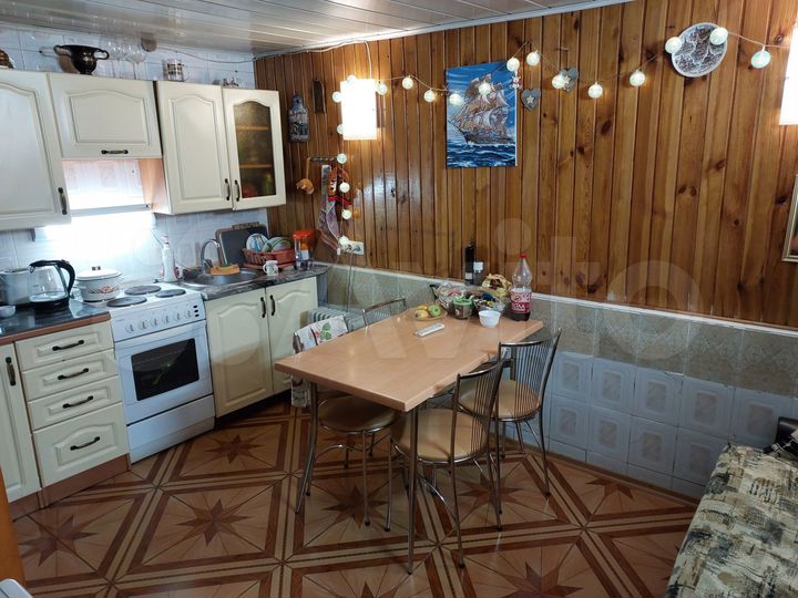 2-к. квартира, 65 м², 2/3 эт.