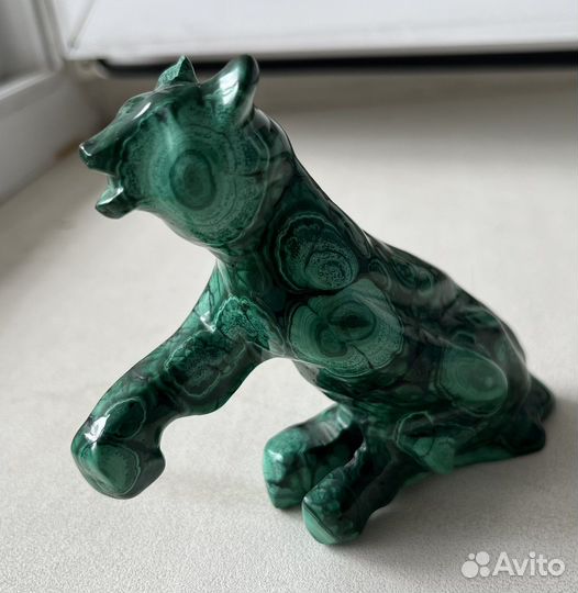 Тигр из малахита