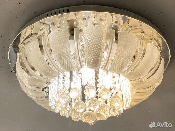Люстра потолочная