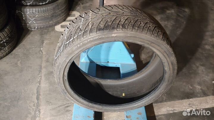 Hankook Ventus ST RH06 265/35 R22 102W
