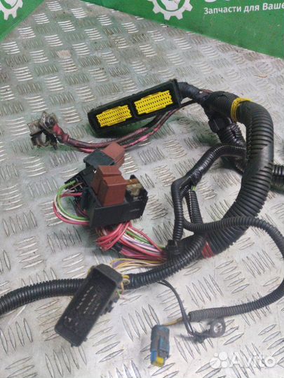 Жгут проводки моторный Renault Logan 2009-14