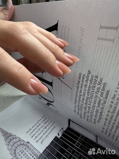 Модель на маникюр и педикюр