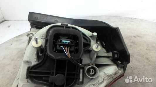 Фонарь задний левый volkswagen golf 5 (83H04MX01)