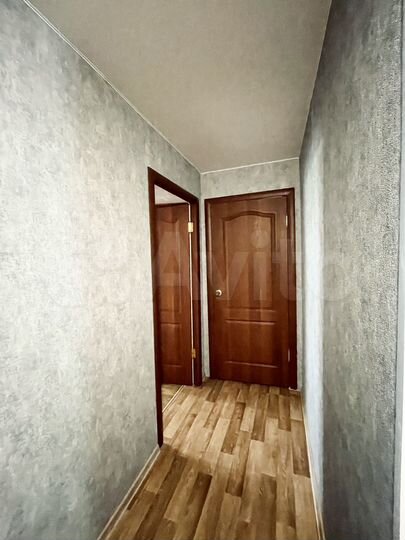 3-к. квартира, 60 м², 1/5 эт.