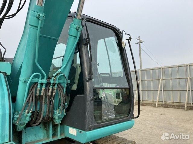 Гусеничный экскаватор Kobelco SK135SR, 2015