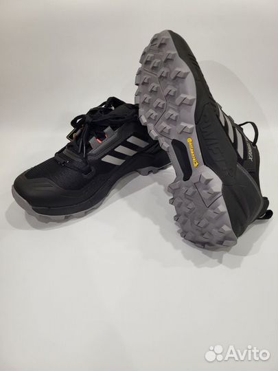 Кроссовки мужские термо Adidas Terrex Swift R3