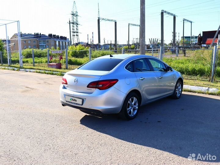 Opel Astra 1.4 AT, 2013, 243 500 км
