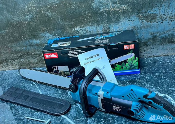 Электропила цепная Makita 2800W