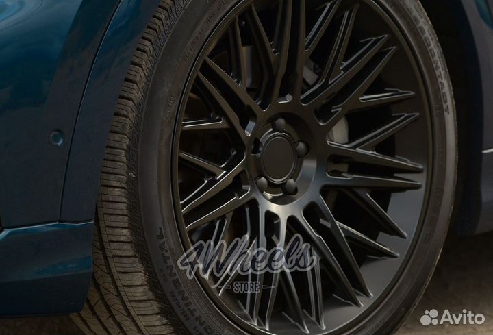 Кованые диски Audi Q8 R22