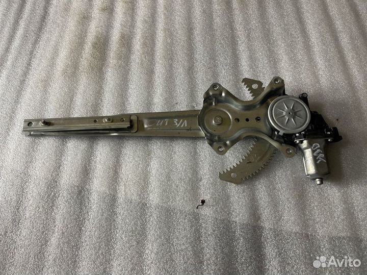 Трапеция стеклоподьемника задняя левая Mitsubishi