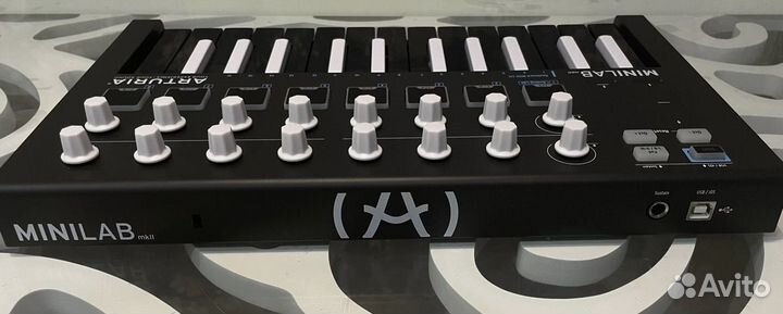 Midi клавиатура Arturia minilab 2