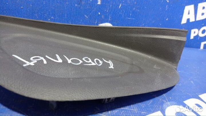Боковая накладка торпеды Chevrolet Cobalt седан