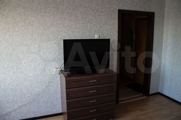 1-к. квартира, 30 м², 9/9 эт.