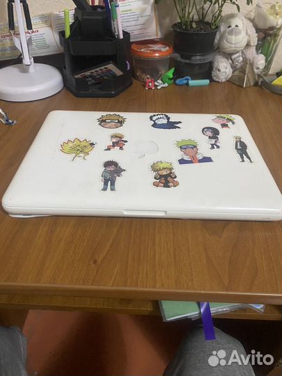 Продам макбук работает отлично все нюансы на фото