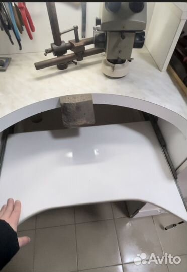 Стол ювелирный