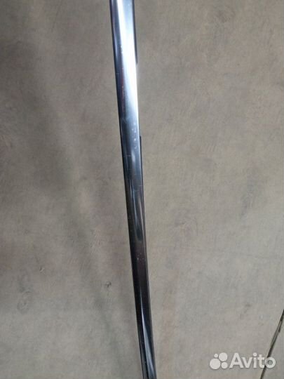 Молдинг стекла двери задний правый Volkswagen