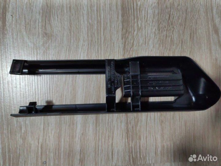 Накладка салазок сиденья задняя правая Bmw 5 F10