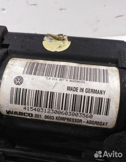 Компрессор пневмоподвески Volkswagen Touareg 2005г