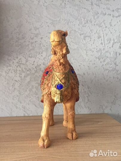 Статуэтка верблюд