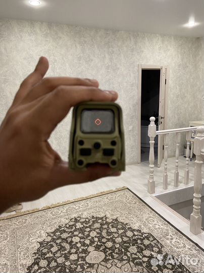 Голографический прицел