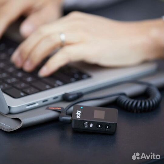 Петличная радиосистема Godox MoveLink II M1 (1TX+1