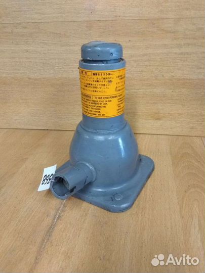 Домкрат. Япония. 2 тон. #368