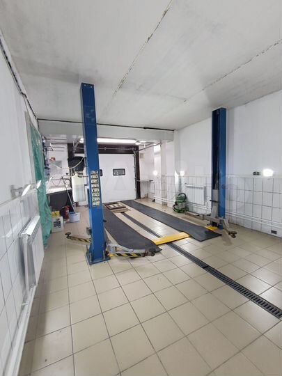 Гараж, > 30 м²