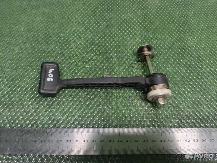 Ручка фиксации положения руля Peugeot 406