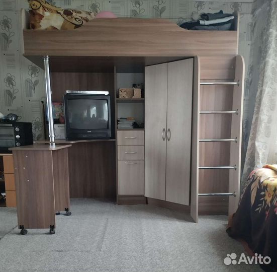 Продается детская кровать чердак