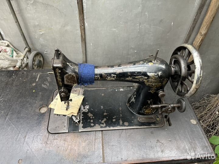 Швейная машинка