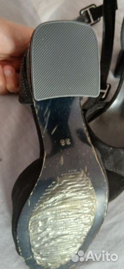 Туфли женские 37 размер бежевые чёрный