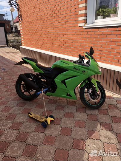 Мотоцикл Kawasaki ninja