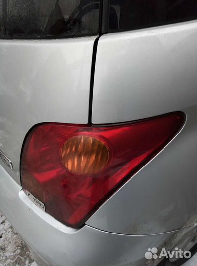 Задание фонари Тойота Ист 1 поколение